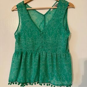 American Rag sleeveless women’s CS oversized pompom edges